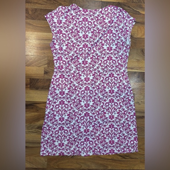 Title Nine Pink White Floral Stretch Dress Size Large Activewear Travel - Picture 2 of 6